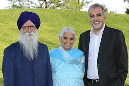Barj with his father and mother